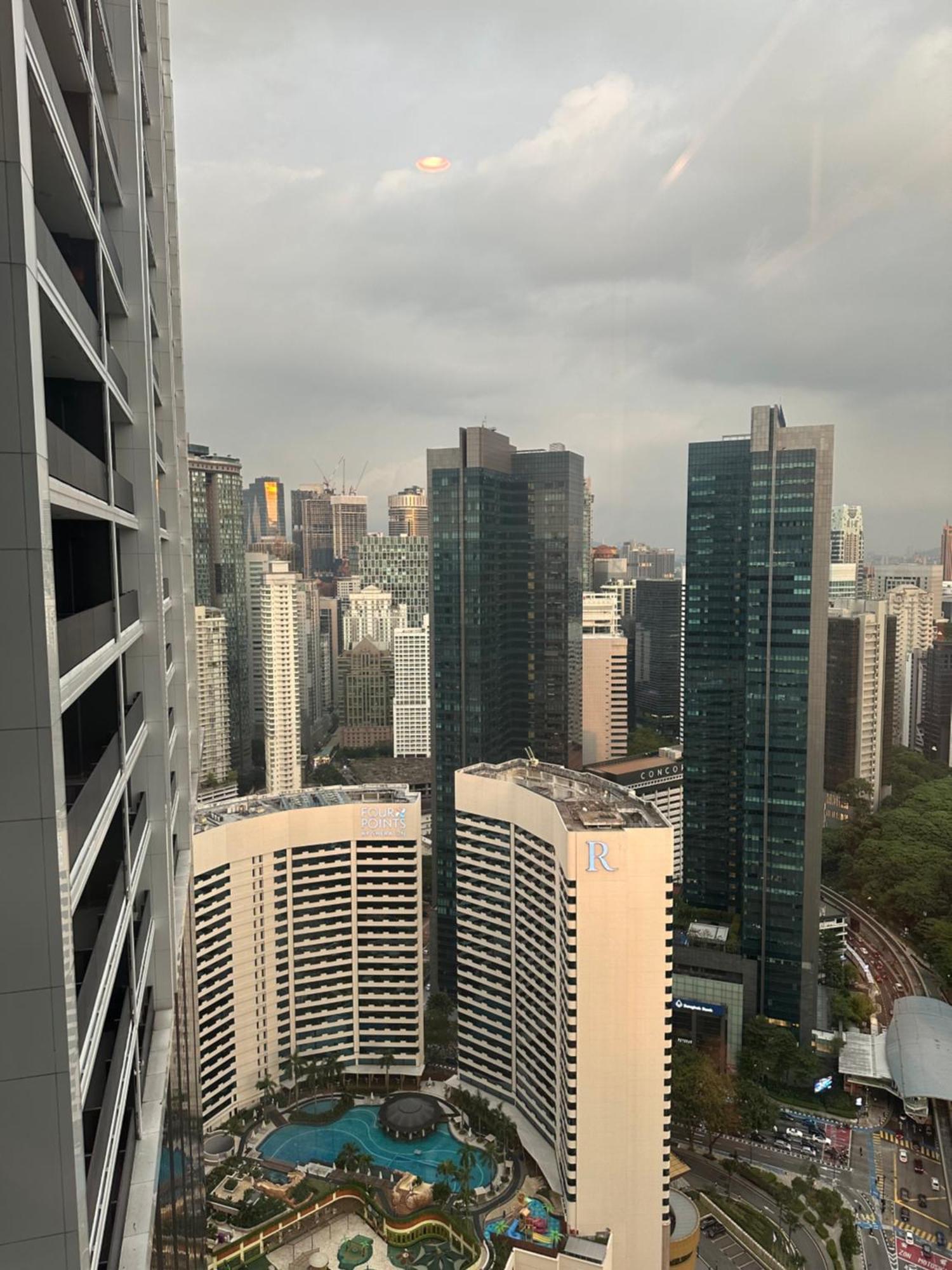 Klcc Suites At Platinum Kuala Lumpur Bagian luar foto